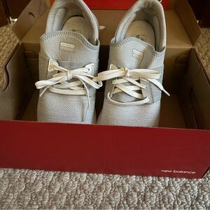 New Balance Women's Training Shoes - Red Box